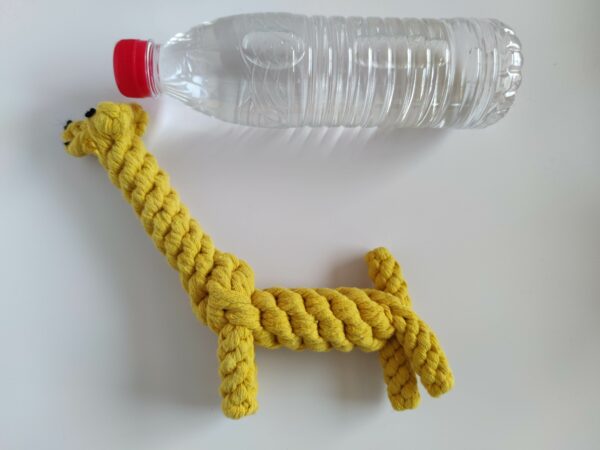 Giraffe Shaped Pet Chew Rope Toy - Image 5