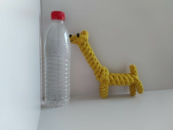 Giraffe Shaped Pet Chew Rope Toy - Image 4